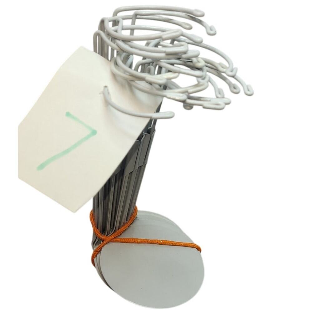 *7 ( 12 )  5 1/2" Kaiser Doll Stands